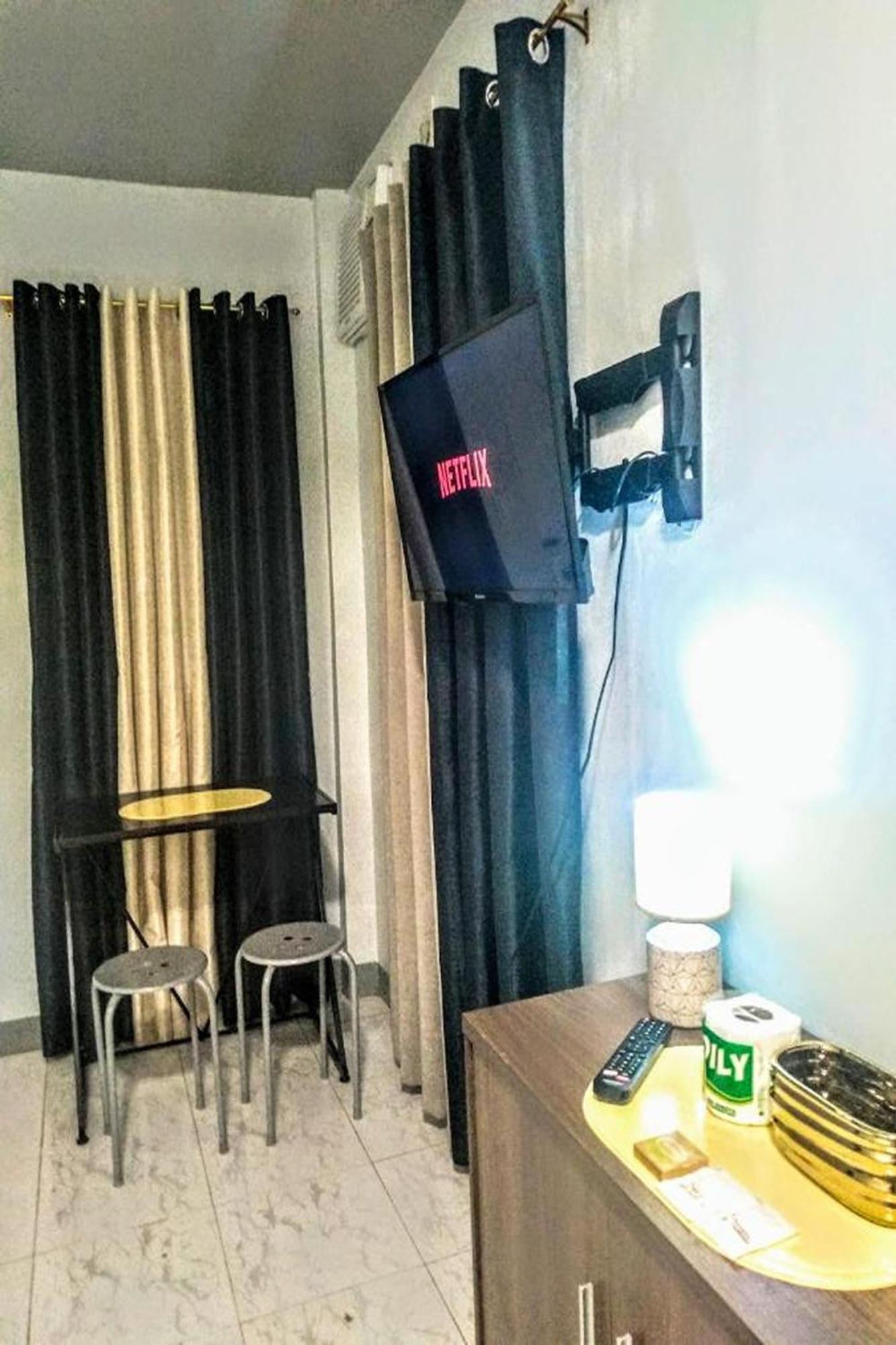 Hometel Barrio House Mactan Lapu-Lapu City Exteriér fotografie